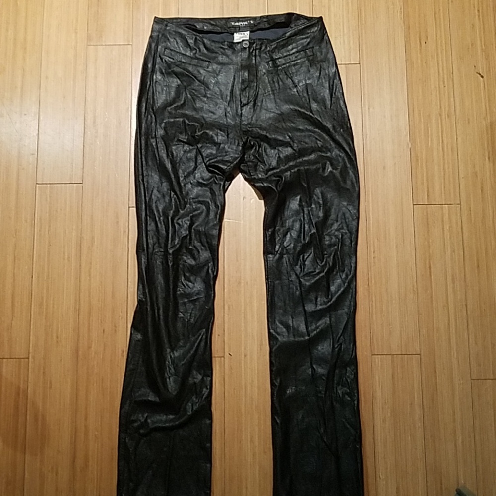 Tark'1 Faux Leather Pants